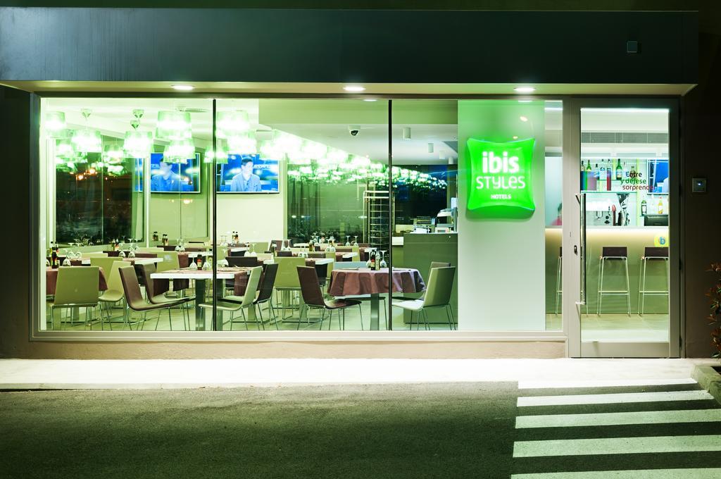 Hotel Ibis Styles Lleida Torrefarrera Zewnętrze zdjęcie