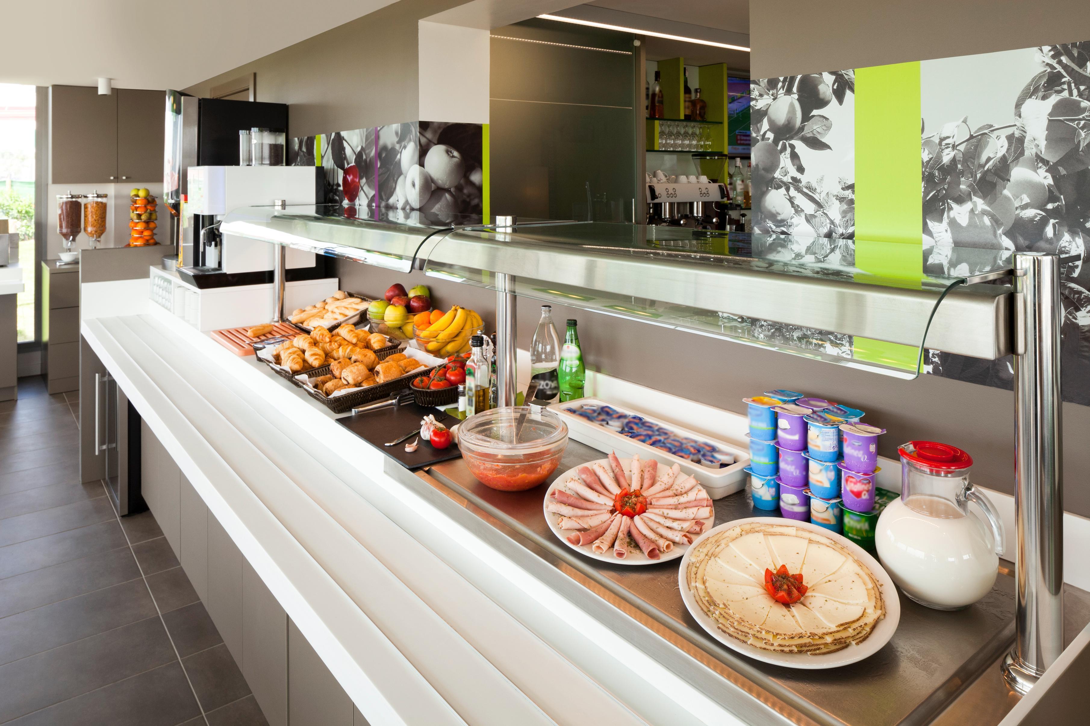 Hotel Ibis Styles Lleida Torrefarrera Zewnętrze zdjęcie