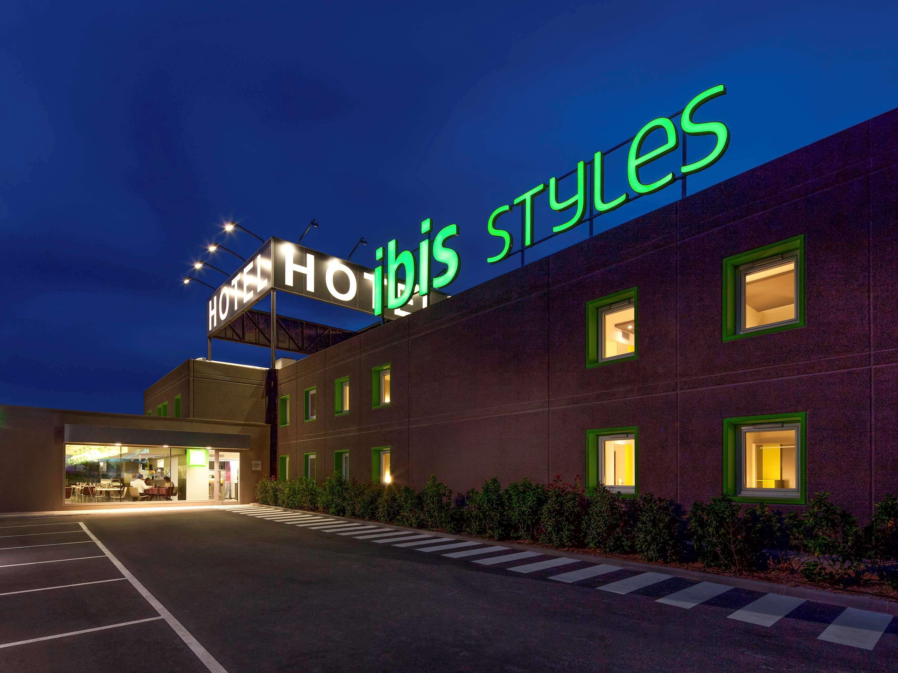 Hotel Ibis Styles Lleida Torrefarrera Zewnętrze zdjęcie
