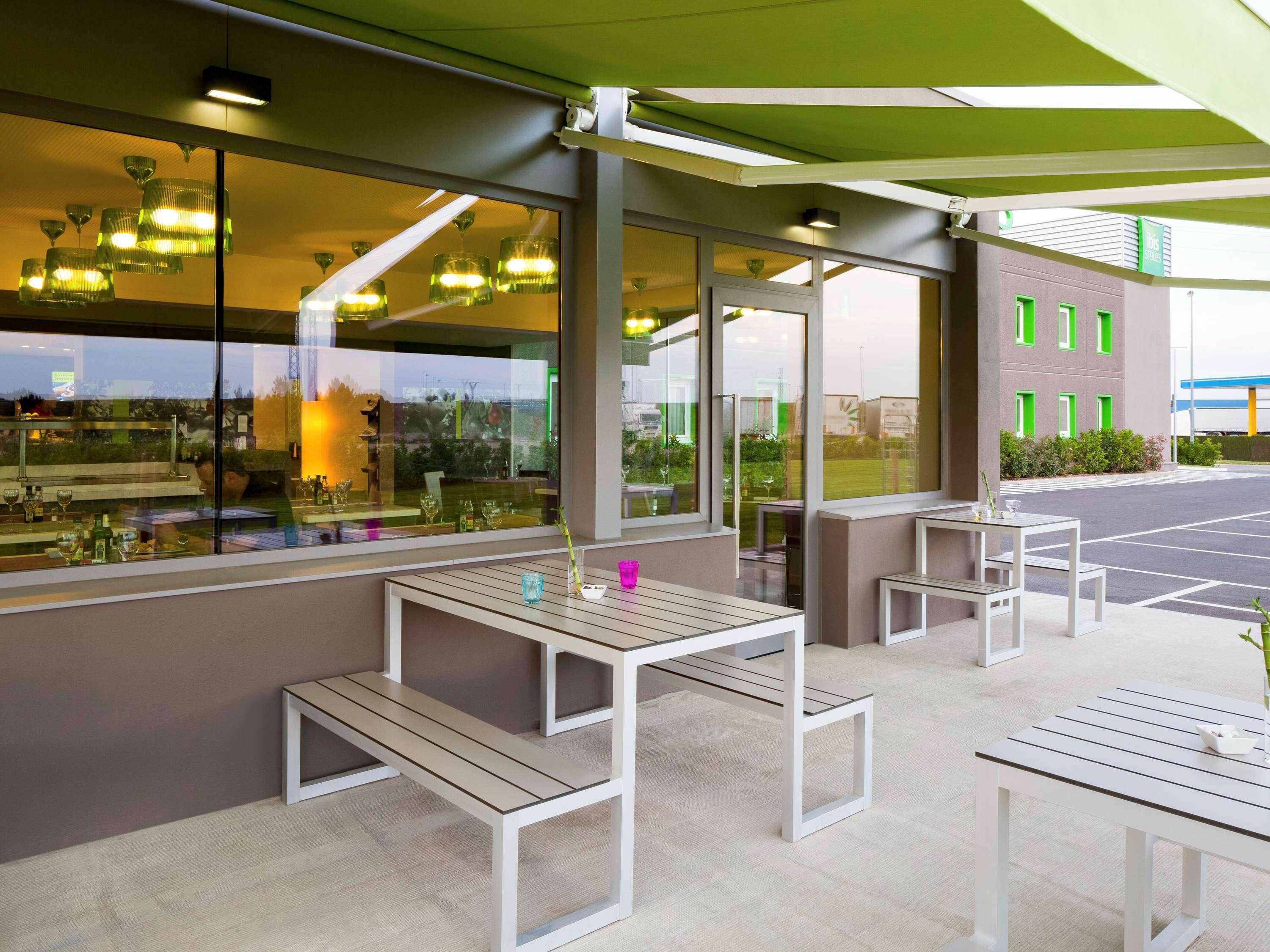 Hotel Ibis Styles Lleida Torrefarrera Zewnętrze zdjęcie