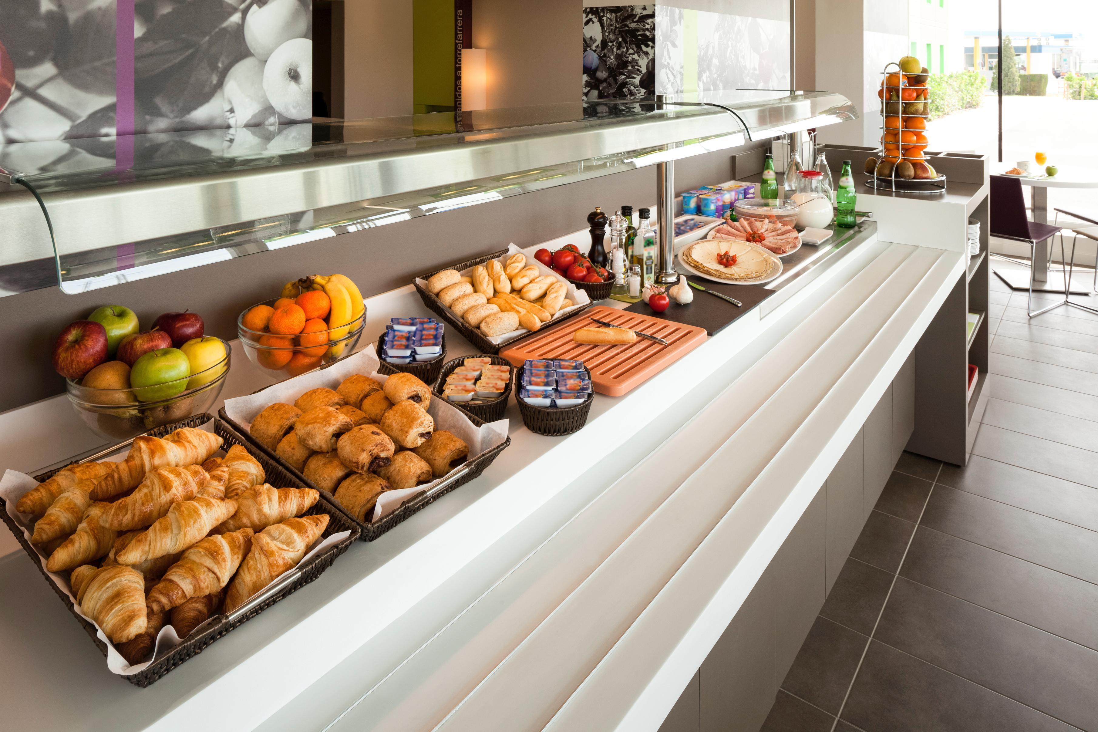 Hotel Ibis Styles Lleida Torrefarrera Zewnętrze zdjęcie