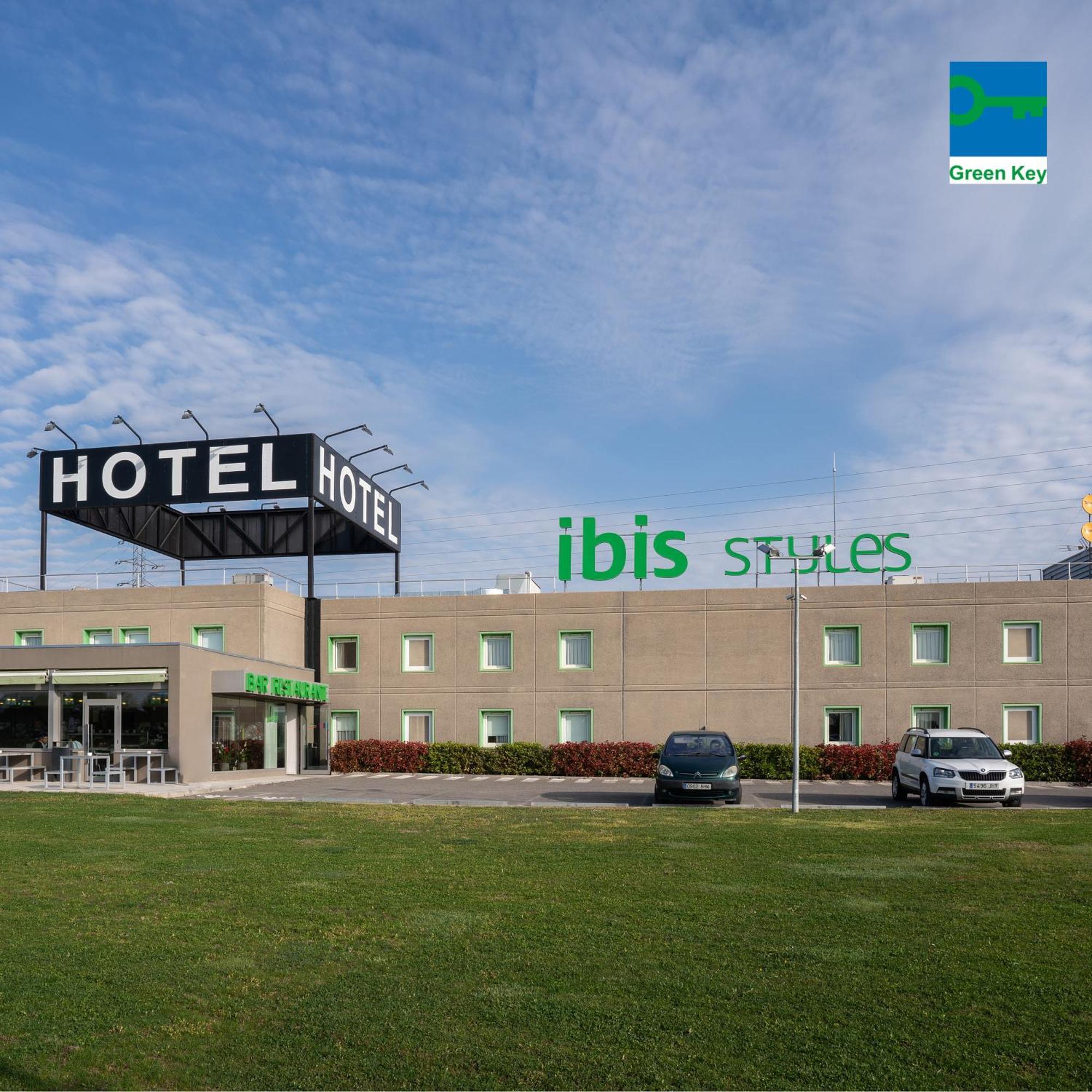 Hotel Ibis Styles Lleida Torrefarrera Zewnętrze zdjęcie